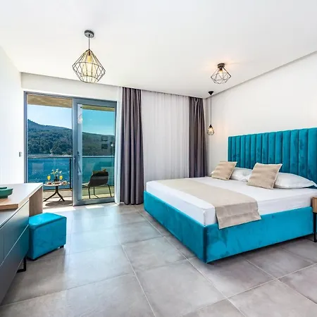 Sol Del Mar Villa