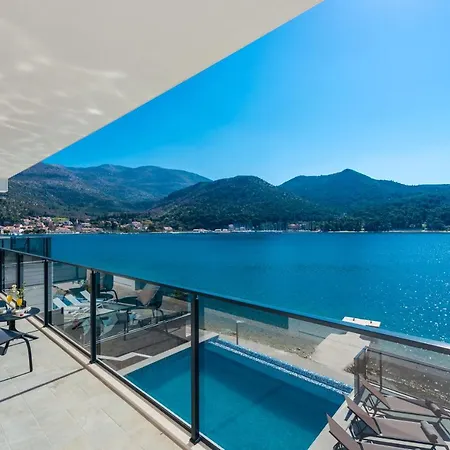 Sol Del Mar Villa